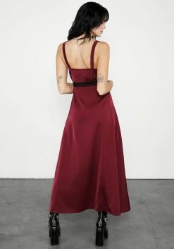 LVT1 Mara Lace Panelled Slip Dress -Womens Clothing Sales 5 8067ebea dee4 4eab ab4b 5d58ccd0e1ff 800x