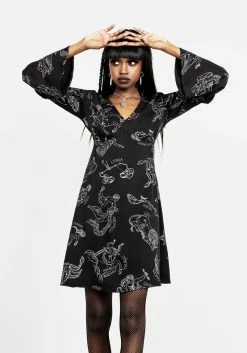 LVT1 Zodiac Flare Sleeve Mini Dress 13 LVT1 Zodiac Flare Sleeve Mini Dress -Womens Clothing Sales AW21LV459 Zodiac Flare Sleeve Mini Dress 015 800x