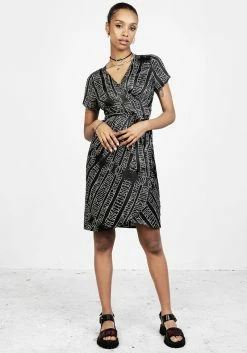 LVT1 Runes Wrap Midi Dress 14 LVT1 Runes Wrap Midi Dress -Womens Clothing Sales AW22LV02 Rune Wrap Midi Dress 002 800x