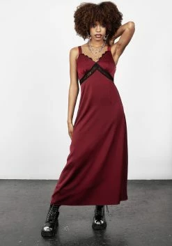 LVT1 Mara Lace Panelled Slip Dress -Womens Clothing Sales AW22LV264 Mara Lace Panel Slip Dress 002 800x