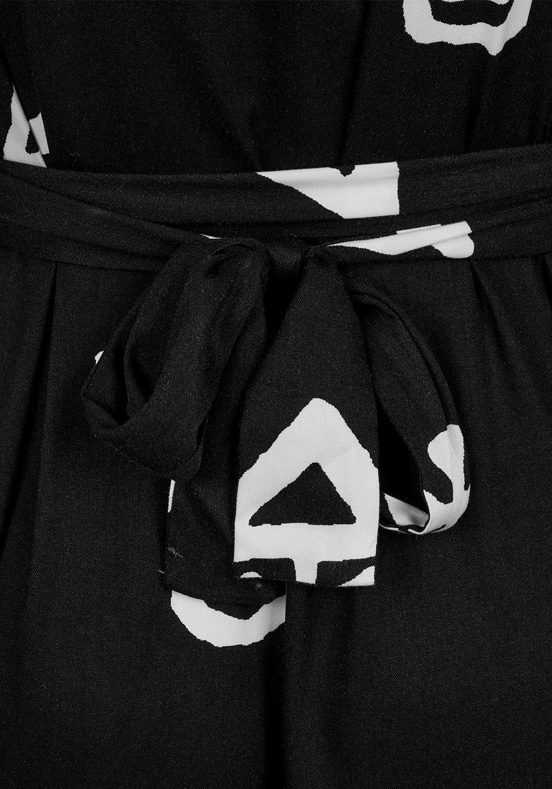 MET1 Alchemy Kaftan Maxi Dress 8 MET1 Alchemy Kaftan Maxi Dress - Image 8