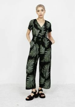 MET1 Fern Relaxed Jumpsuit -Womens Clothing Sales AW22M26 Relaxed Fern Jumpsuit 002 800x