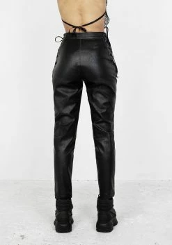 MET1 Rival Faux Leather Lace Up Pants 15 MET1 Rival Faux Leather Lace Up Pants -Womens Clothing Sales AW22M321 Rival Faux Leather Lace Up Pants 004 800x
