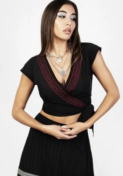 CHI1 Beltane Wrap Top
