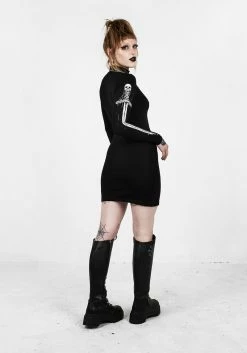 DDS1 SKULTRO MOCK NECK BODYCON DRESS -Womens Clothing Sales SS22DD247 Skulltro Mock Neck Bodycon Dress 001 800x