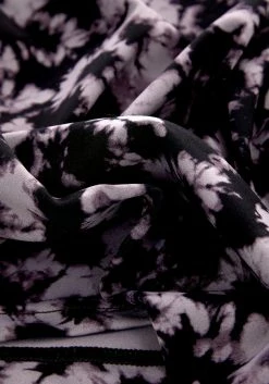 LVT1 SANCTA PREMIUM JERSEY LONG SLEEVE CROP 19 LVT1 SANCTA PREMIUM JERSEY LONG SLEEVE CROP -Womens Clothing Sales SS22LV152 SANCTA PREMIUM JERSEY LONG SLEEVE CROP04 800x