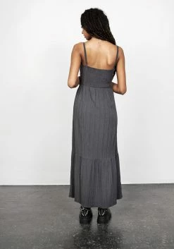 LVT1 GUINEVERE TIERED GOWN -Womens Clothing Sales SS22LV189 Guinevere Tiered Gown 003 800x