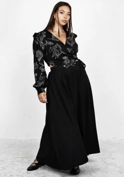 LVT1 Zodiac Crop Wrap Top 18 LVT1 Zodiac Crop Wrap Top -Womens Clothing Sales SS22LV405 Zodiac Crop Wrap Top 003 800x