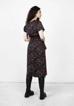 MET1 ROSETEARS FRILL PEPLUM MIDI DRESS 11 MET1 ROSETEARS FRILL PEPLUM MIDI DRESS -Womens Clothing Sales SS22M221 Rosetears Frill Peplum Midi Dress 001 800x