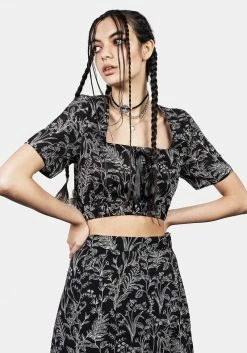 MET1 Siofra Lace Up Crop Top